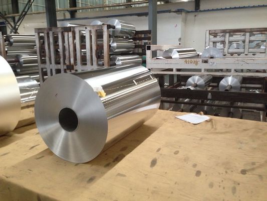 Rollo enorme que se puede volver a sellar del papel de aluminio que embala 8079 con conductividad excelente